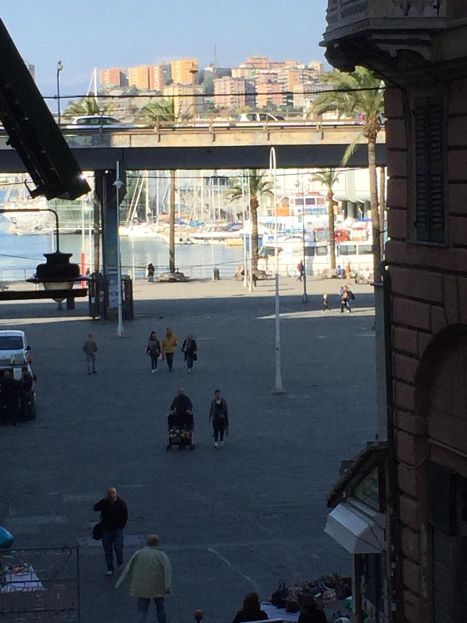 Vacanza Al Ponte Reale Генуя Экстерьер фото